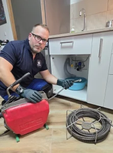 dugulaselharitas-veresegyhaz-Arnold-Zoltan-budapest-pest